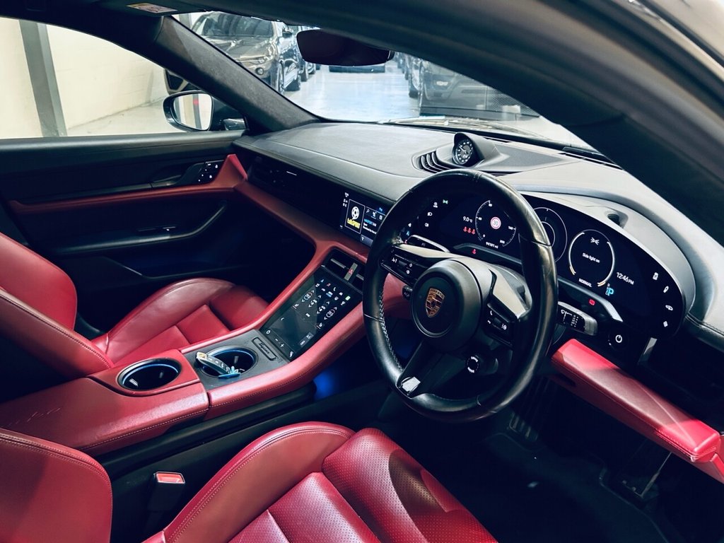 Used Porsche Taycan 2021 for sale - 76333865: Photo 23