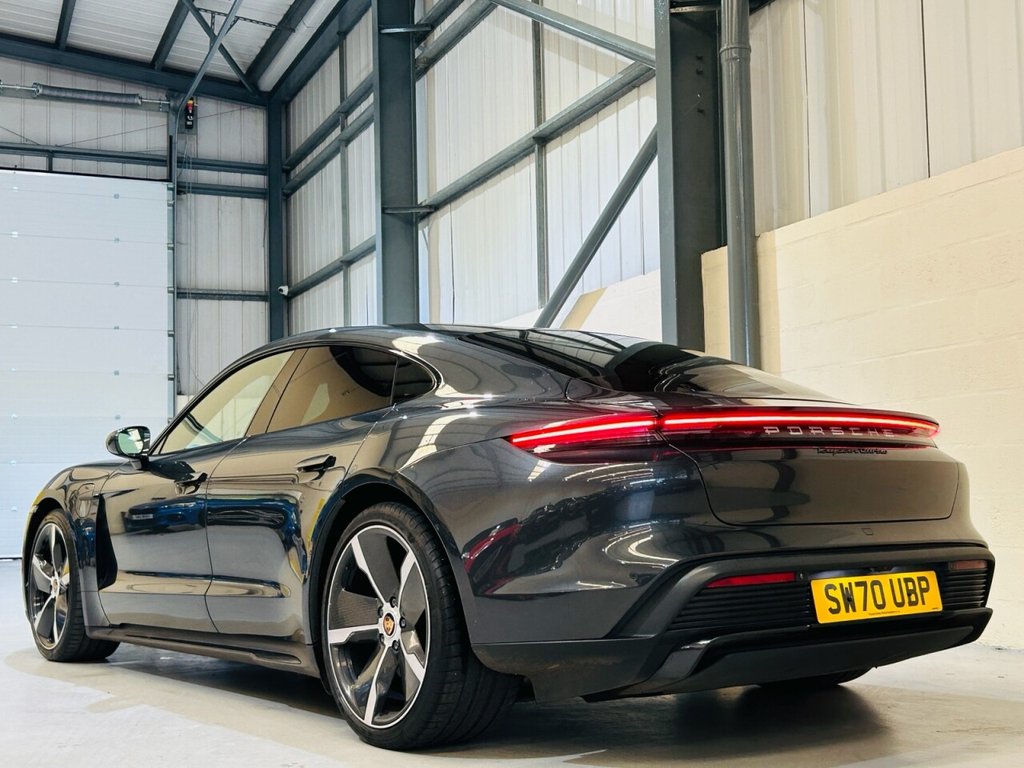 Used Porsche Taycan 2021 for sale - 76333865: Photo 3