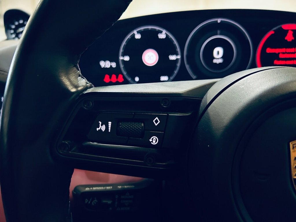 Used Porsche Taycan 2021 for sale - 76333865: Photo 34