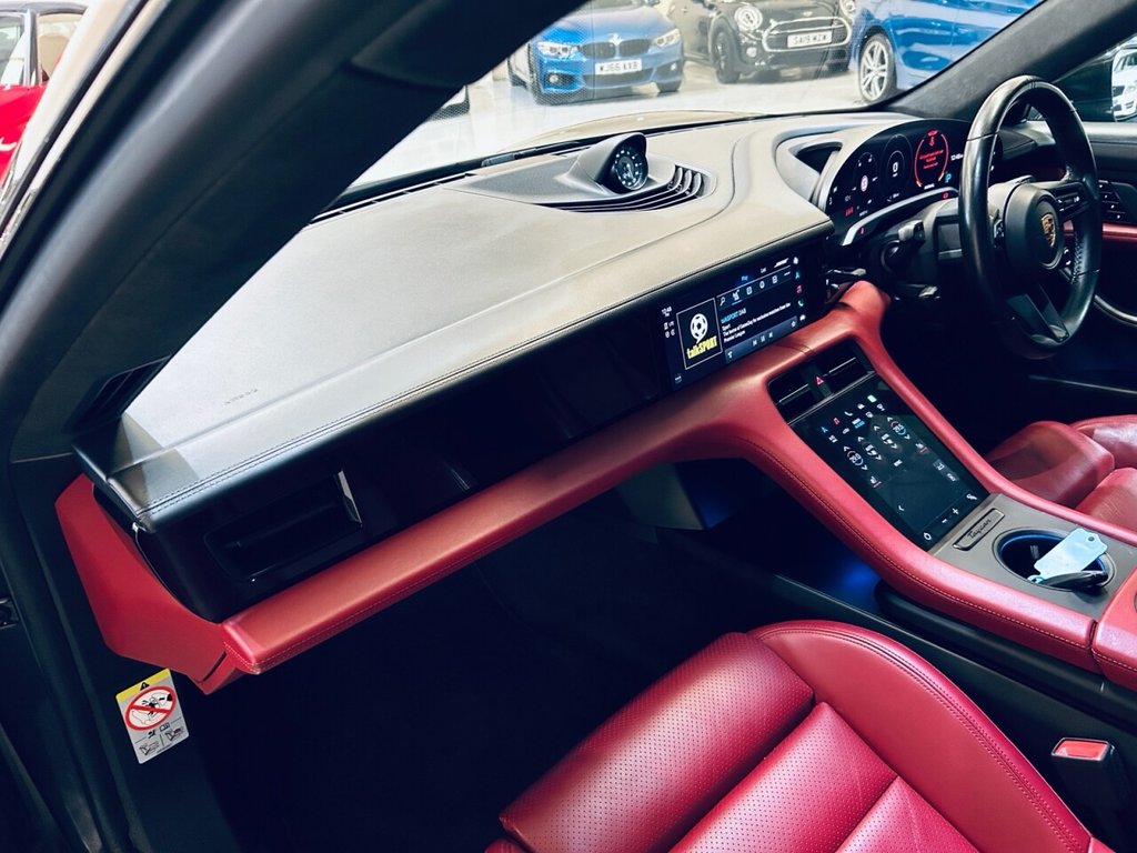 Used Porsche Taycan 2021 for sale - 76333865: Photo 5