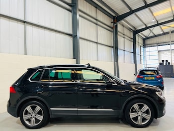 Used Volkswagen Tiguan 2019 for sale - 77748926: Photo