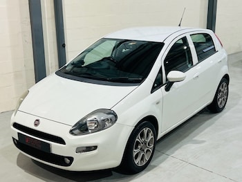 Used Fiat Punto 2016 for sale - 77647868: Photo