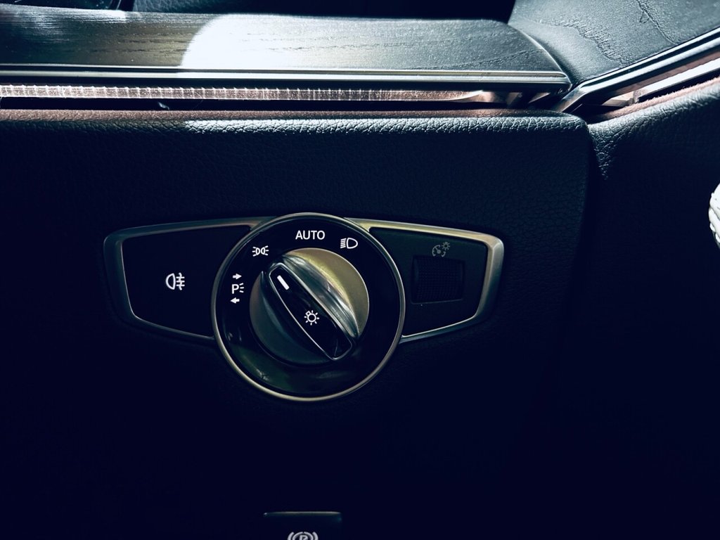 Used Mercedes-Benz E Class 2018 for sale - 76910539: Photo 23