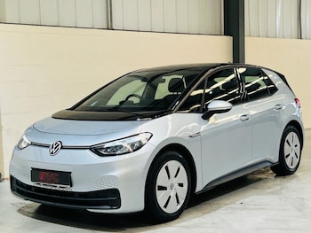 2020 (70) - Pro Performance 58kWh Life Hatchback 5dr Electric Auto (204 ps)