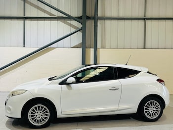 2009 (09) - 1.5 dCi Dynamique Coupe 3dr Diesel Manual Euro 4 (106 ps)