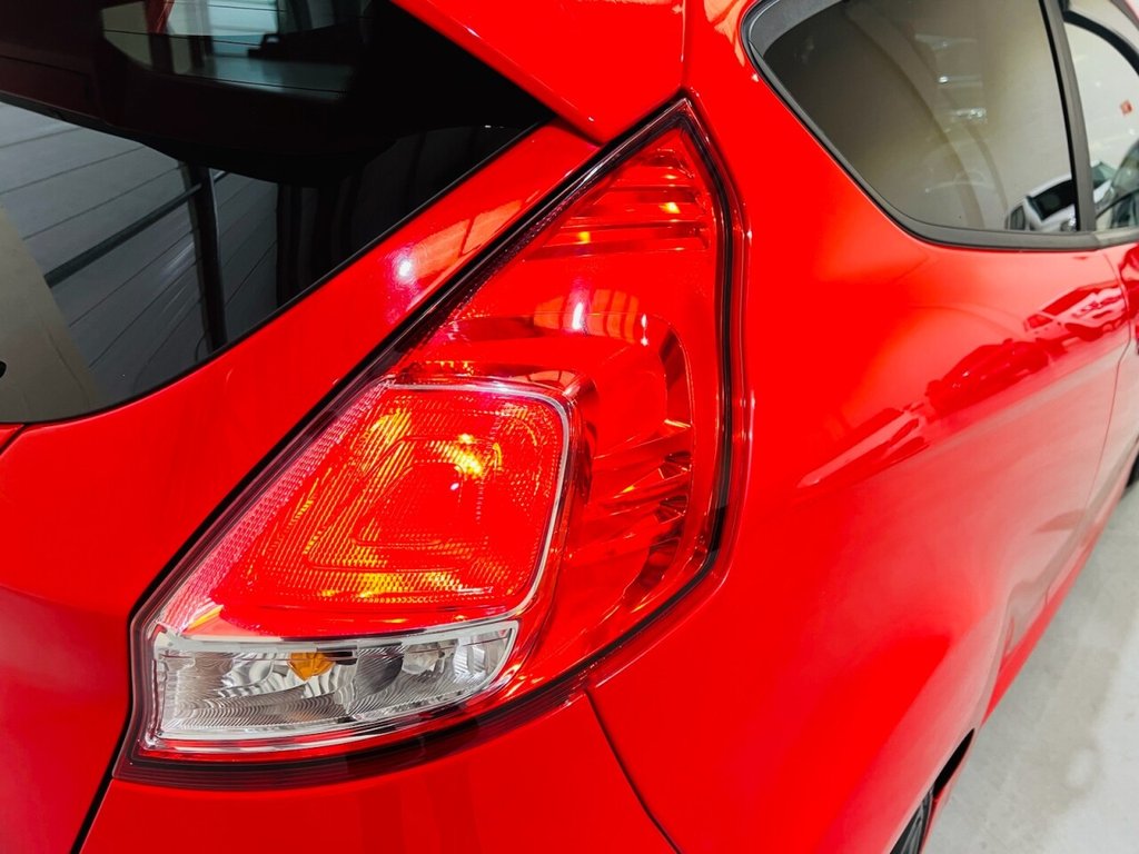 Used Ford Fiesta 2015 for sale - 77680438: Photo 12