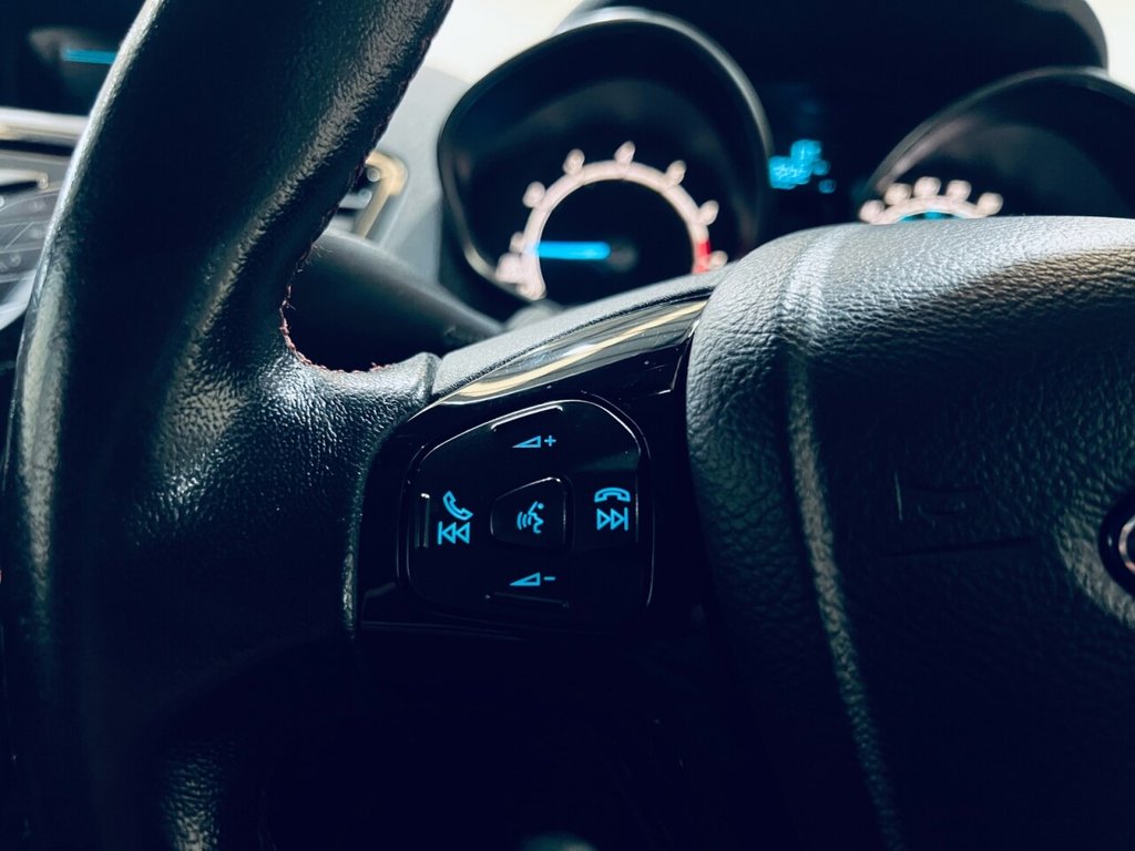 Used Ford Fiesta 2015 for sale - 77680438: Photo 26