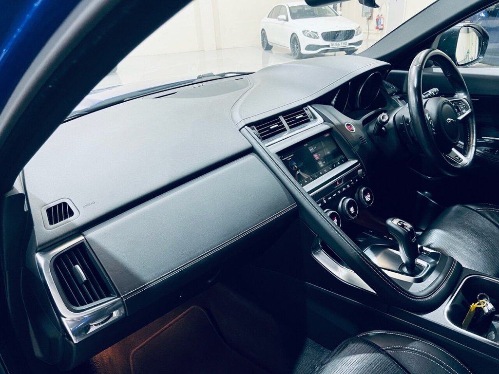 Used Jaguar E-Pace 2018 for sale - 77341408: Photo 5