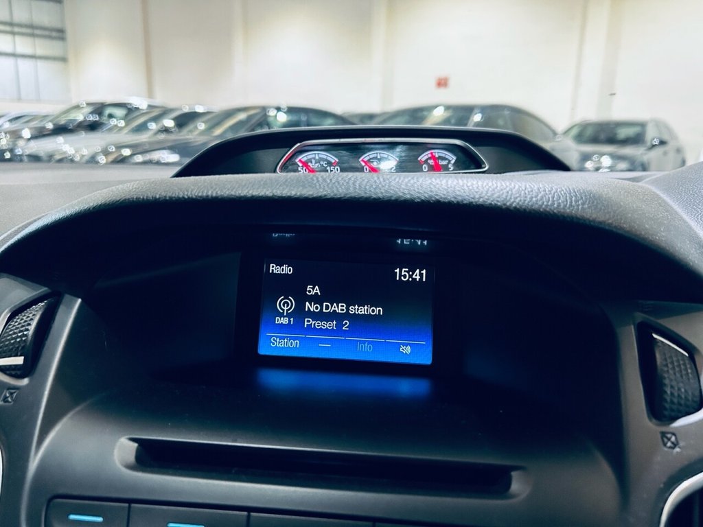 Used Ford Focus 2015 for sale - 76740407: Photo 28