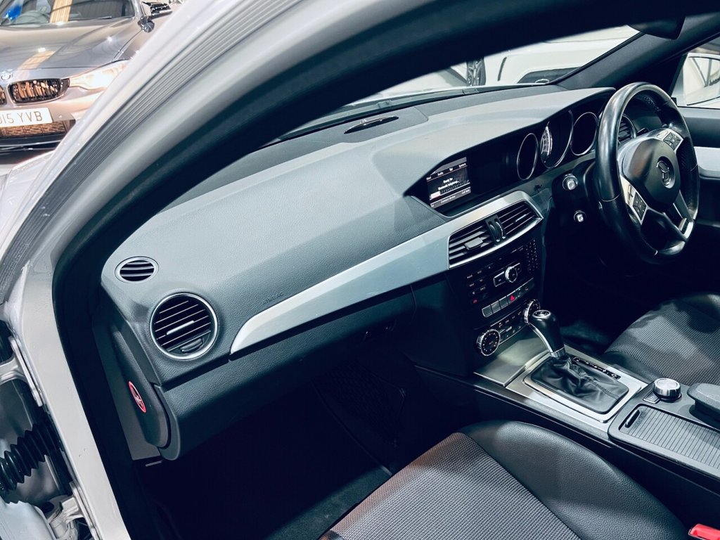 Used Mercedes-Benz C Class 2012 for sale - 77680254: Photo 12