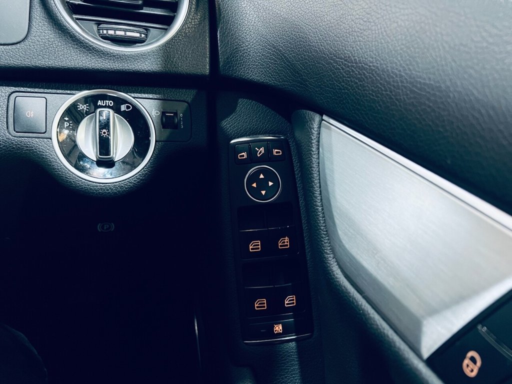 Used Mercedes-Benz C Class 2012 for sale - 77680254: Photo 20