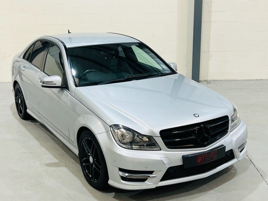 Used Mercedes-Benz C Class 2012 for sale - 77680254: Photo 4