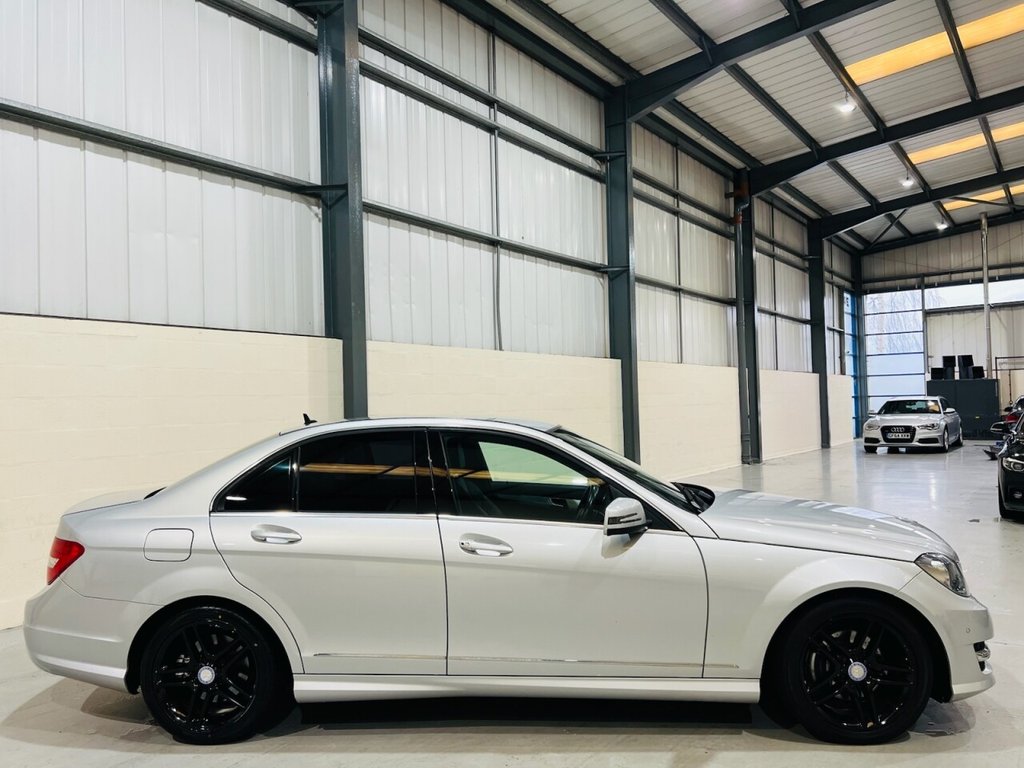 Used Mercedes-Benz C Class 2012 for sale - 77680254: Photo 9