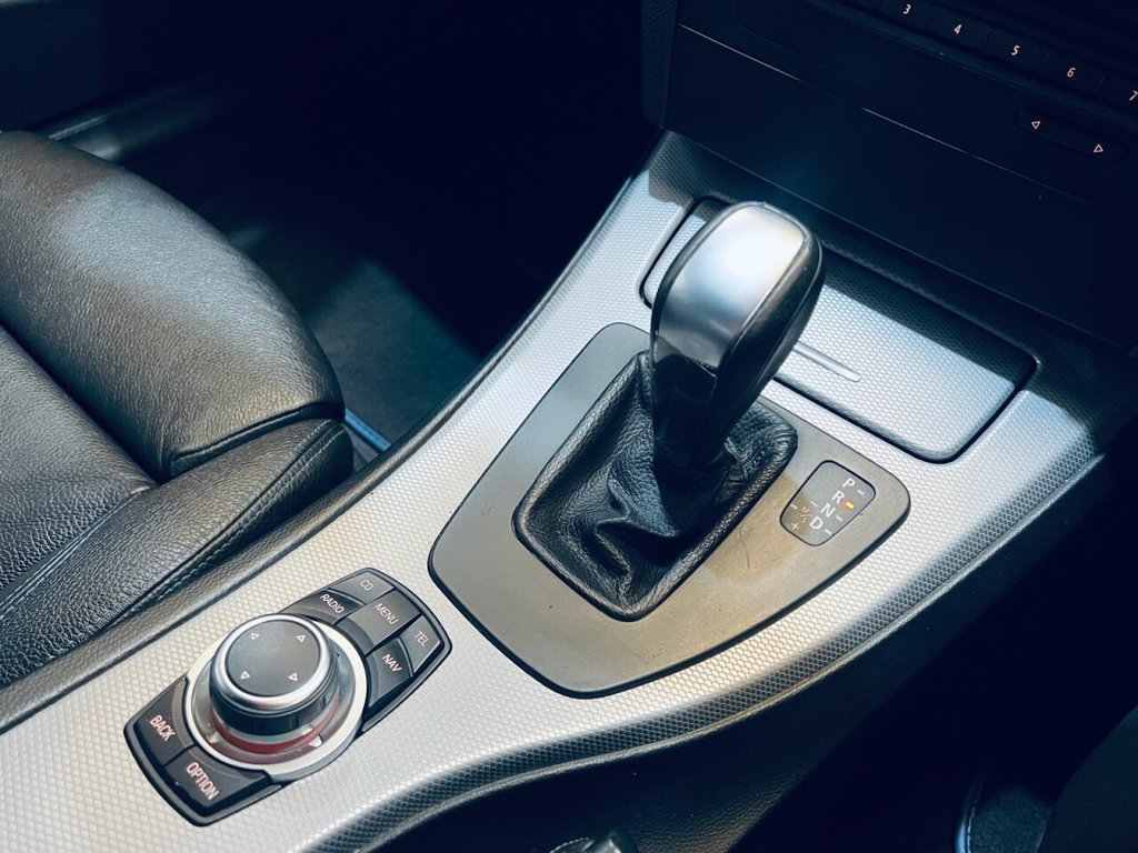 Used BMW 3 Series 2011 for sale - 78029879: Photo 20