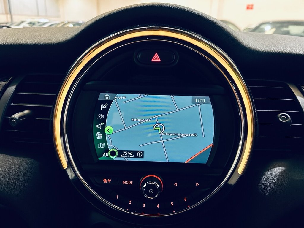 Used MINI Hatch 2019 for sale - 76223790: Photo 19