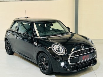 2019 (19) - 2.0 Cooper S Sport Hatchback 3dr Petrol Steptronic Euro 6 (s/s) (192 ps)