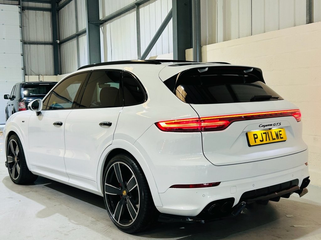 Used Porsche Cayenne 2021 for sale - 76395980: Photo 6