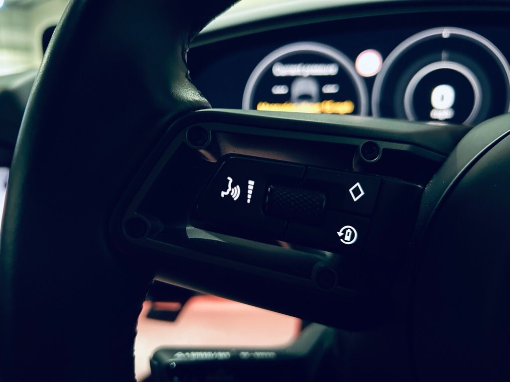 Used Porsche Taycan 2022 for sale - 77037642: Photo 37