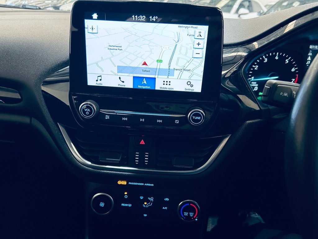 Used Ford Fiesta 2017 for sale - 76454559: Photo 14