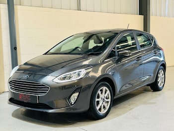 Used Ford Fiesta 2017 for sale - 76454559: Photo