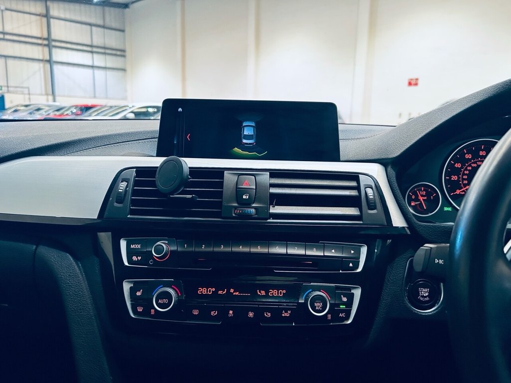 Used BMW 4 Series 2018 for sale - 76783391: Photo 30