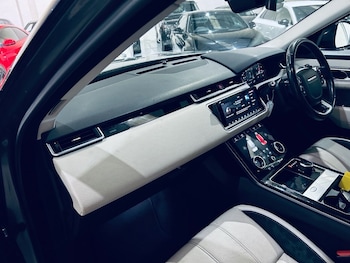 Used Land Rover Range Rover Velar 2019 for sale - 76496660: Photo