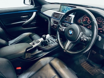 Used BMW 4 Series 2019 for sale - 79142030: Photo