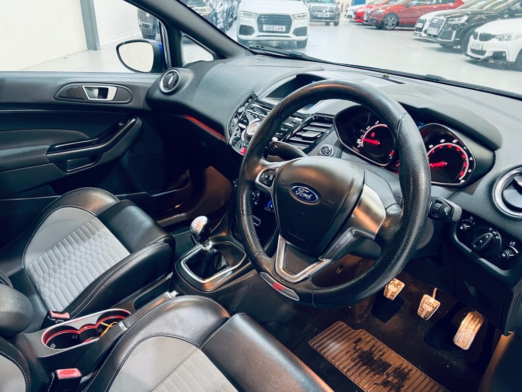 Used Ford Fiesta 2014 for sale - 77991229: Photo 24