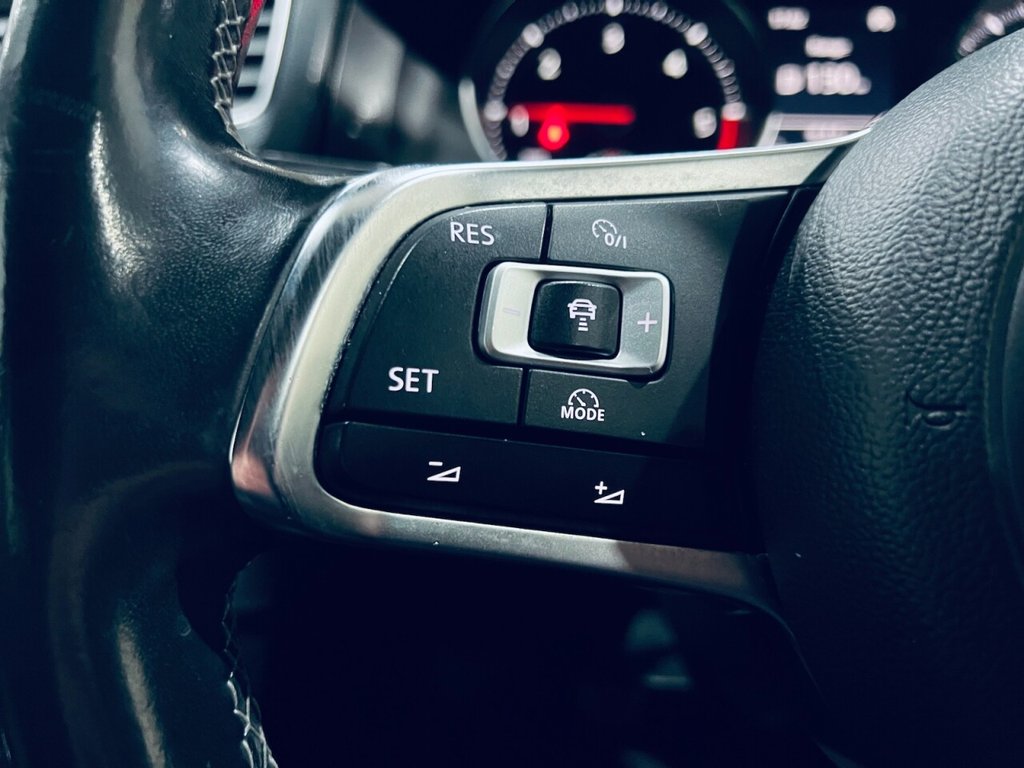 Used Volkswagen Golf 2015 for sale - 77477324: Photo 16