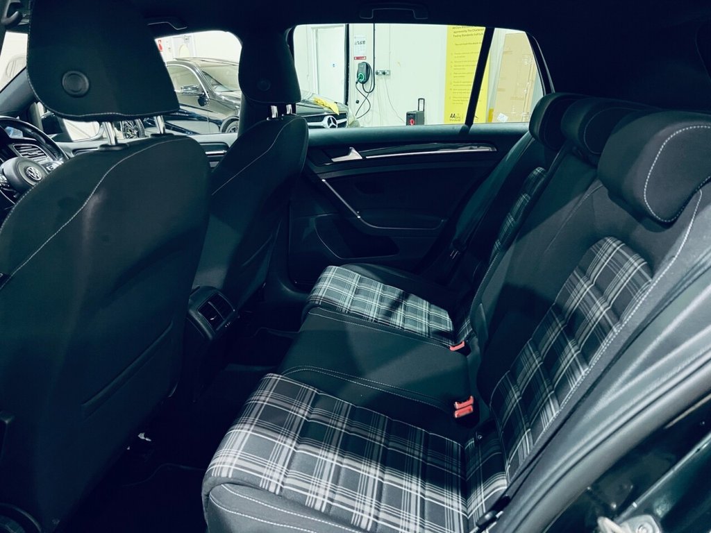 Used Volkswagen Golf 2015 for sale - 77477324: Photo 20