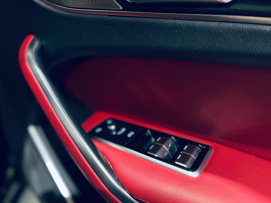 Used Jaguar F-Pace 2022 for sale - 76923439: Photo 10