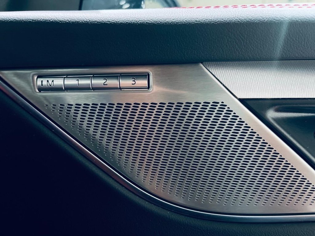 Used Jaguar F-Pace 2022 for sale - 76923439: Photo 12