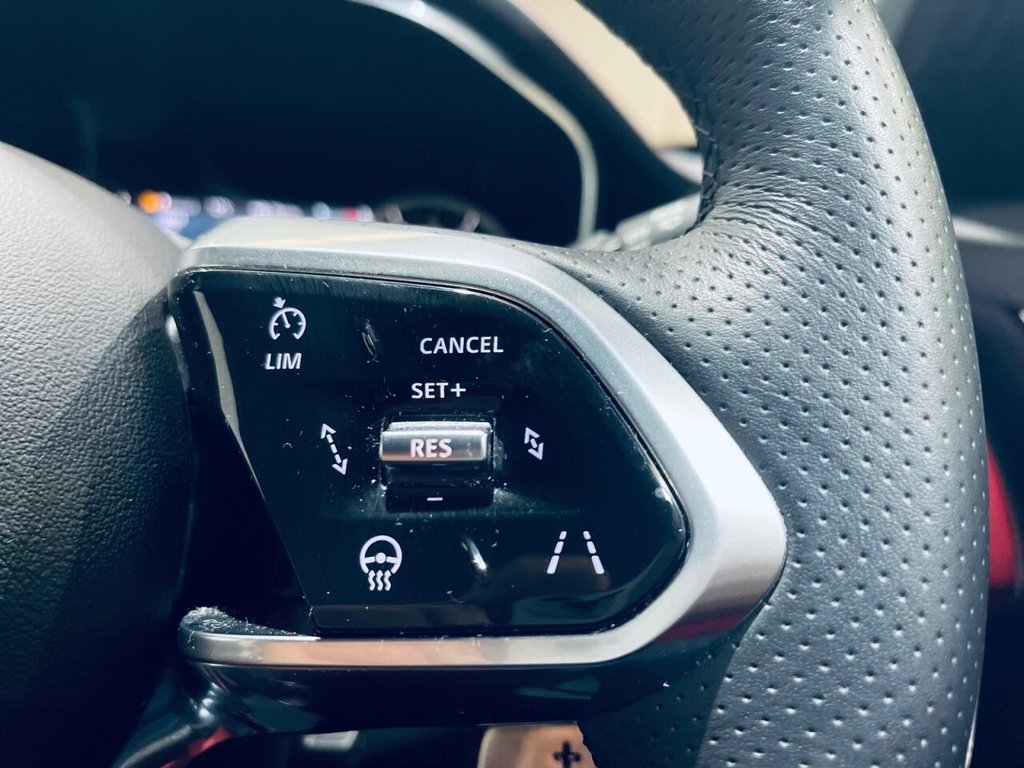 Used Jaguar F-Pace 2022 for sale - 76923439: Photo 24