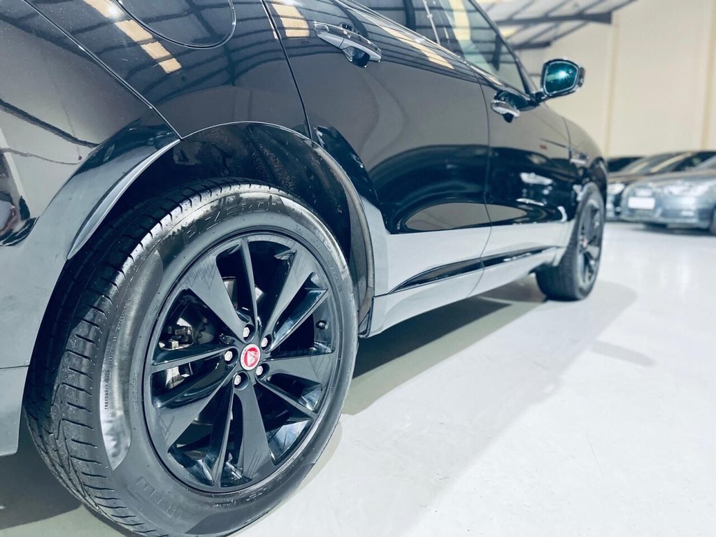 Used Jaguar F-Pace 2022 for sale - 76923439: Photo 5