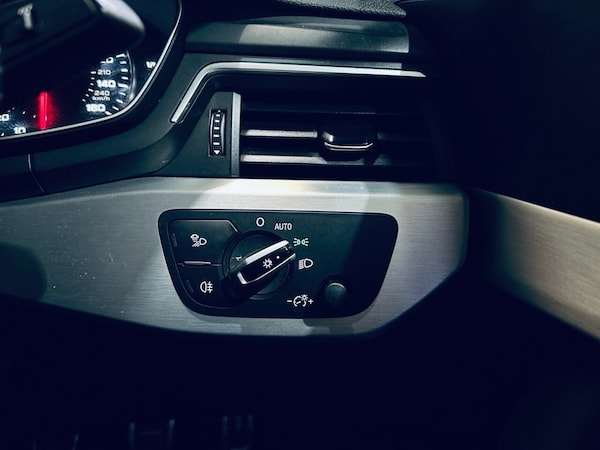 Used Audi A4 2016 for sale - 76323166: Photo 23