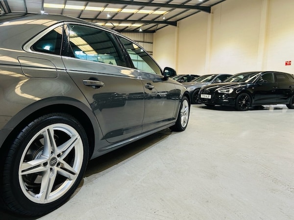 Used Audi A4 2016 for sale - 76323166: Photo 5