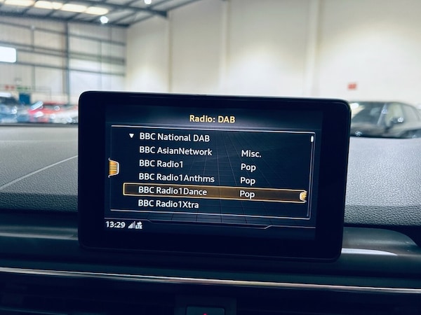 Used Audi A4 2016 for sale - 76323166: Photo 8