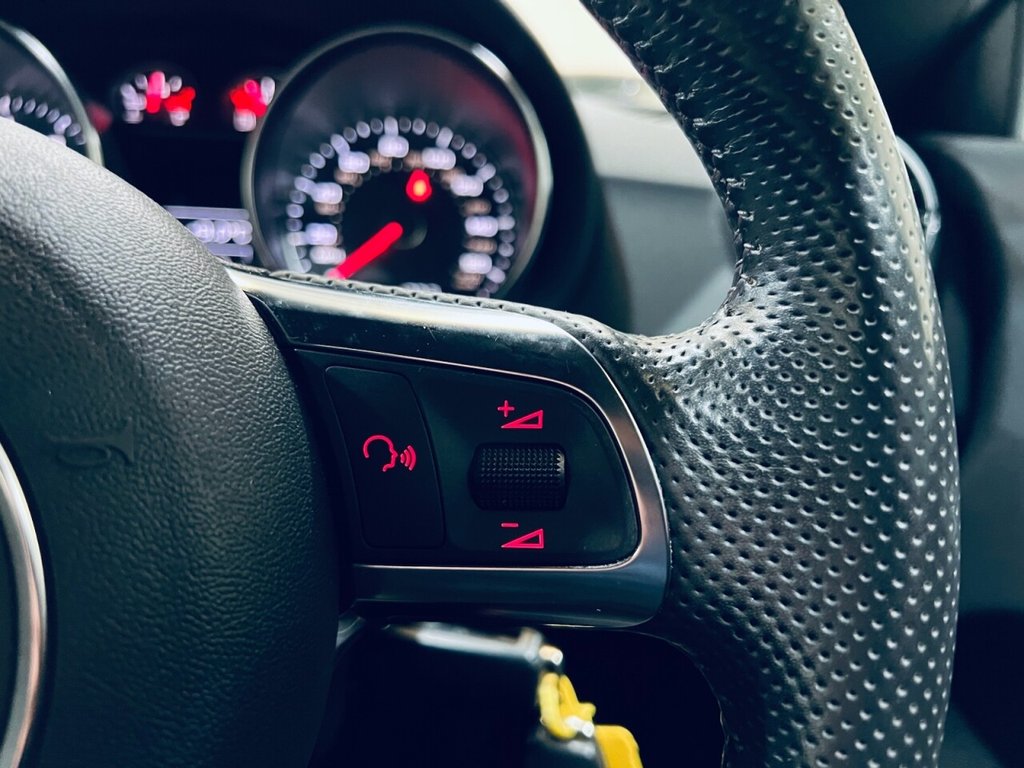 Used Audi TT 2011 for sale - 77734275: Photo 26