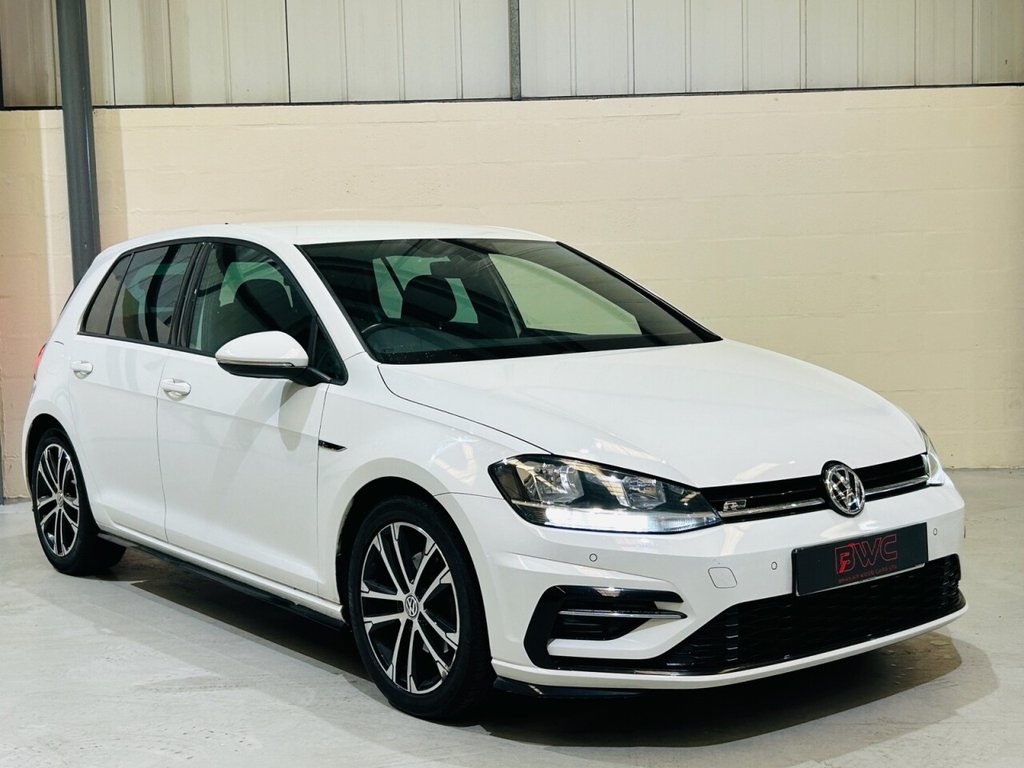 Used Volkswagen Golf 2019 for sale - 76454248: Photo 1