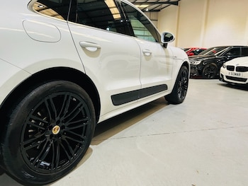 Used Porsche Macan 2016 for sale - 76470292: Photo