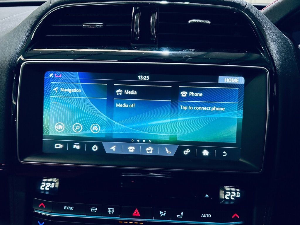 Used Jaguar F-Pace 2019 for sale - 76740426: Photo 30