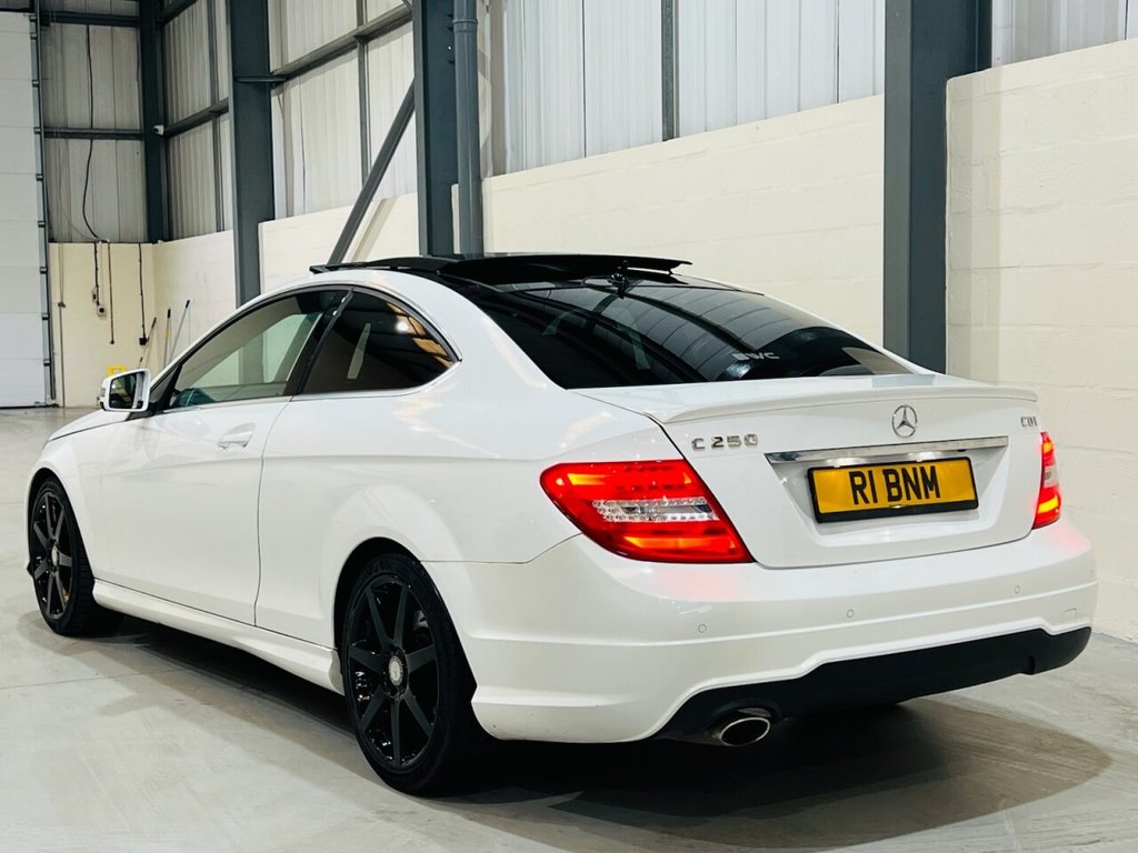 Used Mercedes-Benz C Class 2014 for sale - 77546777: Photo 2