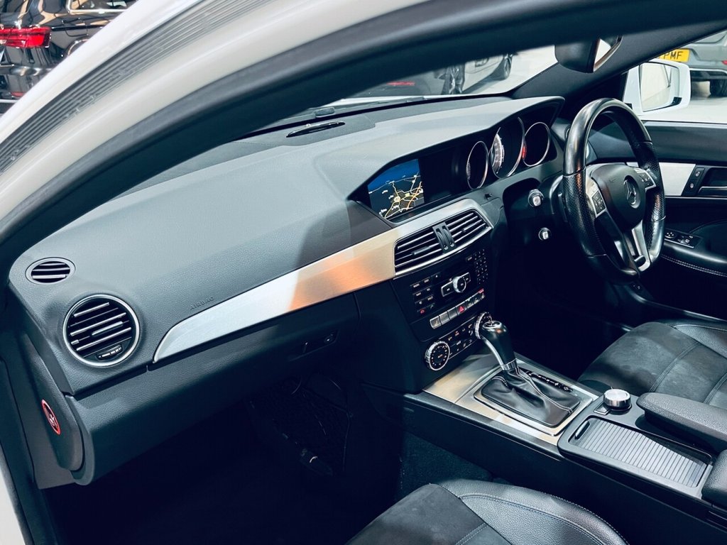 Used Mercedes-Benz C Class 2014 for sale - 77546777: Photo 3