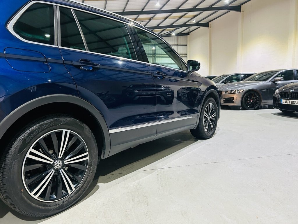 Used Volkswagen Tiguan 2018 for sale - 76900978: Photo 16