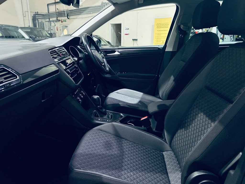 Used Volkswagen Tiguan 2018 for sale - 76900978: Photo 19