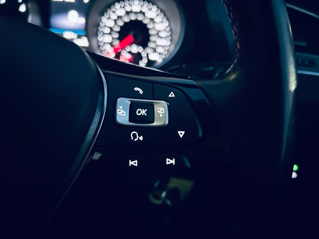 Used Volkswagen Tiguan 2018 for sale - 76900978: Photo 32