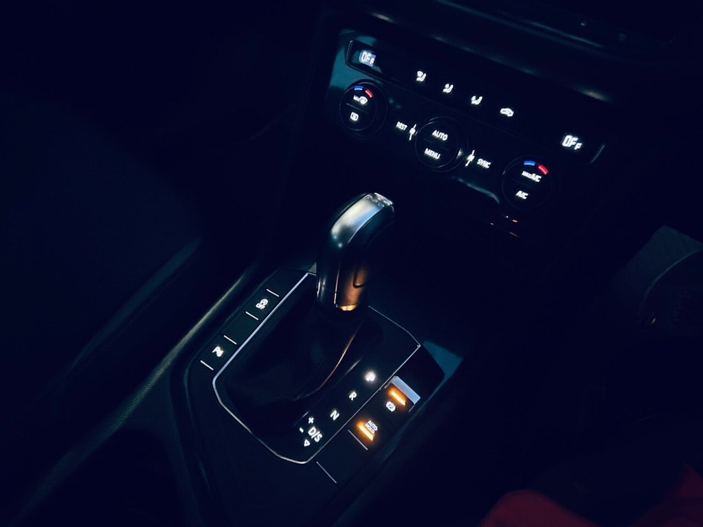 Used Volkswagen Tiguan 2018 for sale - 76900978: Photo 8