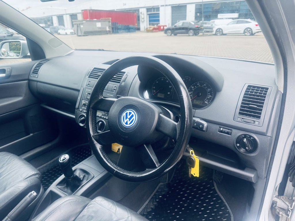 Used Volkswagen Polo 2002 for sale - 76558547: Photo 12
