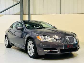 2009 (59) - 3.0d V6 Luxury Saloon 4dr Diesel Auto Euro 5 (240 ps)