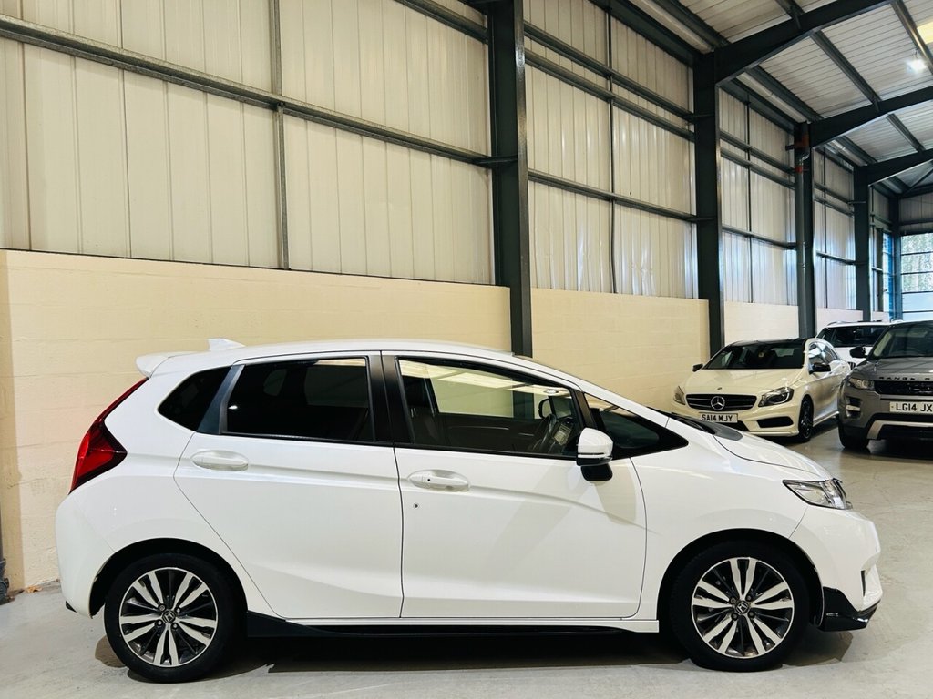 Used Honda Jazz 2015 for sale - 76106135: Photo 13